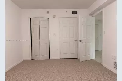 2415 NW 16th St Rd #207-1, Miami, FL 33125 - Photo 8