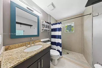 2020 Prairie Ave #302, Miami Beach, FL 33139 - Photo 8
