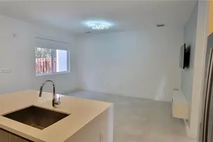 10219 NW 72nd Terrace, Doral, FL 33178 - Photo 16