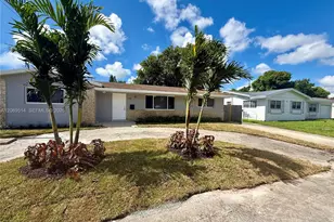 170 NE 174th St, Miami, FL 33162 - Photo 2