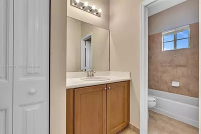 3530 NW 29th Ct, Lauderdale Lakes, FL 33311 - Photo 14