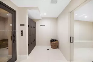 15901 Collins Ave, Sunny Isles Beach, FL 33160 - Photo 26