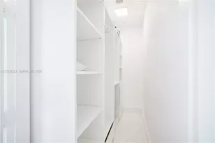15901 Collins Ave, Sunny Isles Beach, FL 33160 - Photo 20