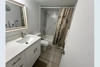 815 SW 30th St #J, Fort Lauderdale, FL 33315 - Photo 16