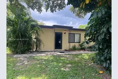 4605 SW 65th Ave, Davie, FL 33314 - Photo 10