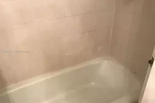 9445 SW 76th St, Miami, FL 33173 - Photo 10