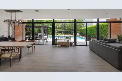 8670 Arboretum Ln, Miami, FL 33138 - Photo 2