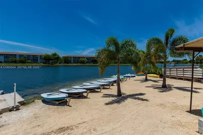 13455 SW 9th Ct #301J, Pembroke Pines, FL 33027 - Photo 36