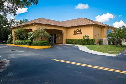13455 SW 9th Ct #301J, Pembroke Pines, FL 33027 - Photo 32