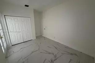 16286 Erie Pl, Davie, FL 33331 - Photo 14