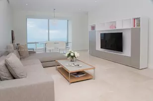 1425 Brickell Ave, Miami, FL 33131 - Photo 12