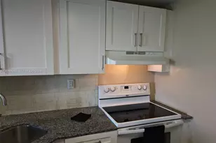 4550 NW 9th St, Miami, FL 33126 - Photo 2