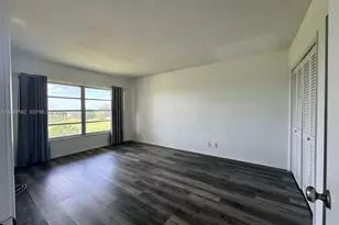 2950 N Palm Aire Dr, Pompano Beach, FL 33069 - Photo 12