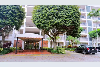2950 N Palm Aire Dr #605, Pompano Beach, FL 33069 - Photo 20