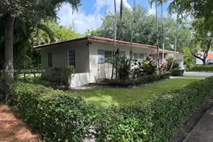 828 Lorca St, Coral Gables, FL 33134 - Photo 2
