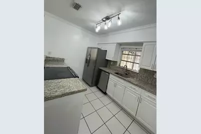 828 Lorca St, Coral Gables, FL 33134 - Photo 8