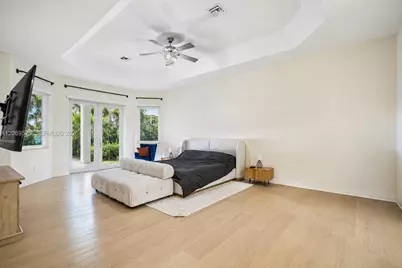 10961 SW 31st, Davie, FL 33328 - Photo 4