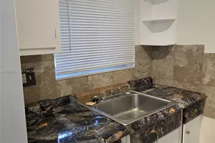 2225 Van Buren St, Hollywood, FL 33020 - Photo 10