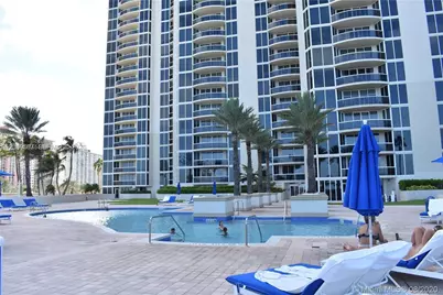 17555 Collins Ave #3202, Sunny Isles Beach, FL 33160 - Photo 4