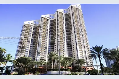 17555 Collins Ave #3202, Sunny Isles Beach, FL 33160 - Photo 52