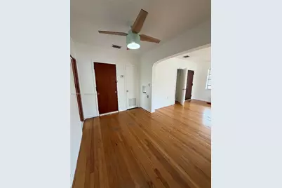 33 Madeira Ave #3, Coral Gables, FL 33134 - Photo 4