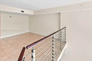 41 SE 5th St, Miami, FL 33131 - Photo 32