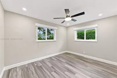450 SW 1st St, Boca Raton, FL 33432 - Photo 22