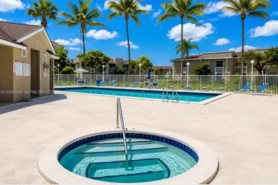 464 NE 210th Cir Ter #201-10A, Miami, FL 33179 - Photo 4