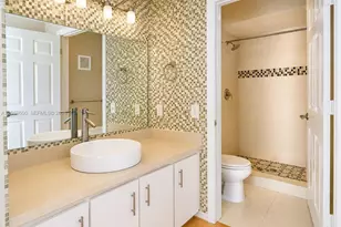 464 NE 210th Cir Terrace, Miami, FL 33179 - Photo 10