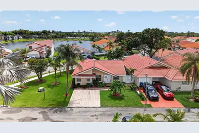 18847 NW 83rd Pl, Hialeah, FL 33015 - Photo 34