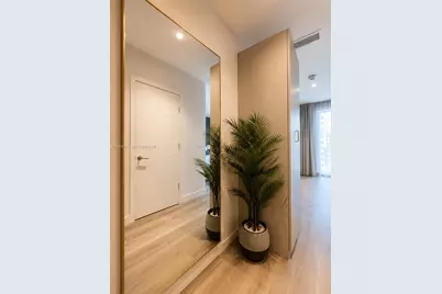 229 SW 9th St #604, Miami, FL 33130 - Photo 6