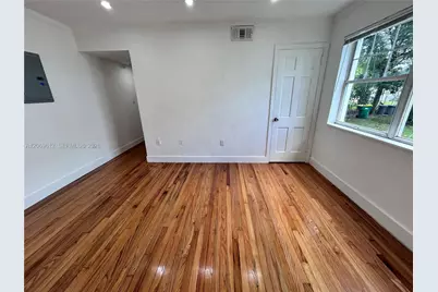 15 Sidonia Ave #3, Coral Gables, FL 33134 - Photo 6