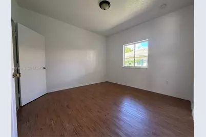 13252 Old Biscayne Dr #802, Homestead, FL 33033 - Photo 6