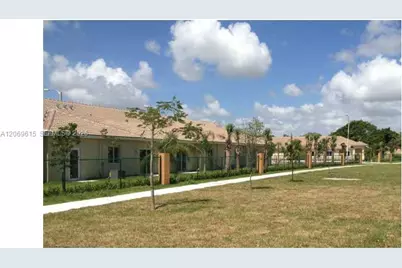 13252 Old Biscayne Dr #802, Homestead, FL 33033 - Photo 1