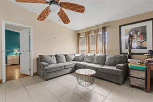 5510 S Lakewood Cir S, Margate, FL 33063 - Photo 12