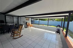 7825 W 4th Ln, Hialeah, FL 33014 - Photo 14