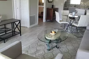 136 Lake Dora Dr, West Palm Beach, FL 33411 - Photo 12
