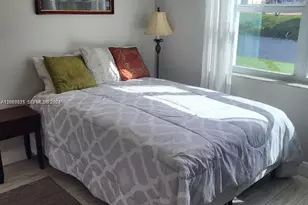 136 Lake Dora Dr, West Palm Beach, FL 33411 - Photo 24