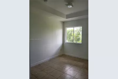 18125 NW 74th Ct #18125, Hialeah, FL 33015 - Photo 10