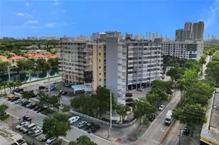 2025 NE 164th St, North Miami Beach, FL 33162 - Photo 46