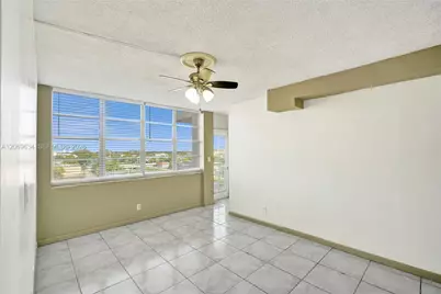 2025 NE 164th St #710, North Miami Beach, FL 33162 - Photo 4