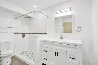 2025 NE 164th St #710, North Miami Beach, FL 33162 - Photo 30