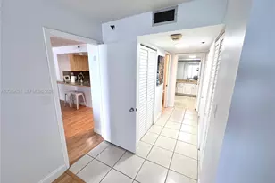 1717 N Bayshore Dr, Miami, FL 33132 - Photo 24