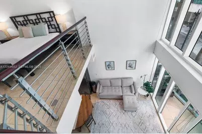 41 SE 5th St #308, Miami, FL 33131 - Photo 22
