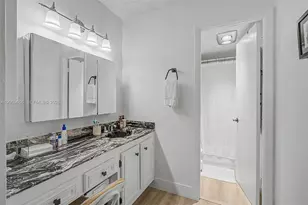 10852 N Kendall Dr, Miami, FL 33176 - Photo 18