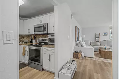10852 N Kendall Dr #314, Miami, FL 33176 - Photo 4