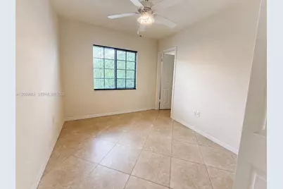 1000 Palm Trl #3, Delray Beach, FL 33483 - Photo 4