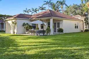 1514 Winterberry Ln, Weston, FL 33327 - Photo 2