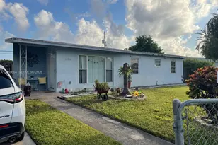 11465 SW 57th Terrace, Miami, FL 33173 - Photo 2