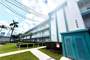3922 NE 166th St, North Miami Beach, FL 33160 - Photo 2